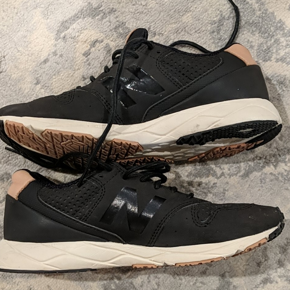 New Balance Revlite